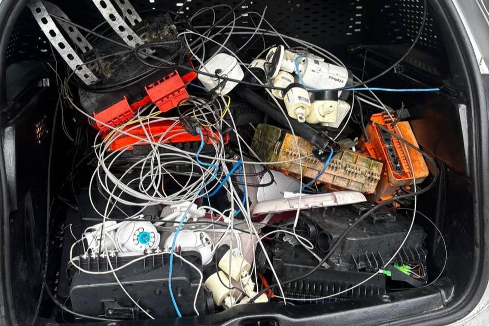 Quadrilha usava câmeras clandestinas para monitorar moradores e vigiar a polícia em comunidades do Recife
/Foto:PCPE/Ascom