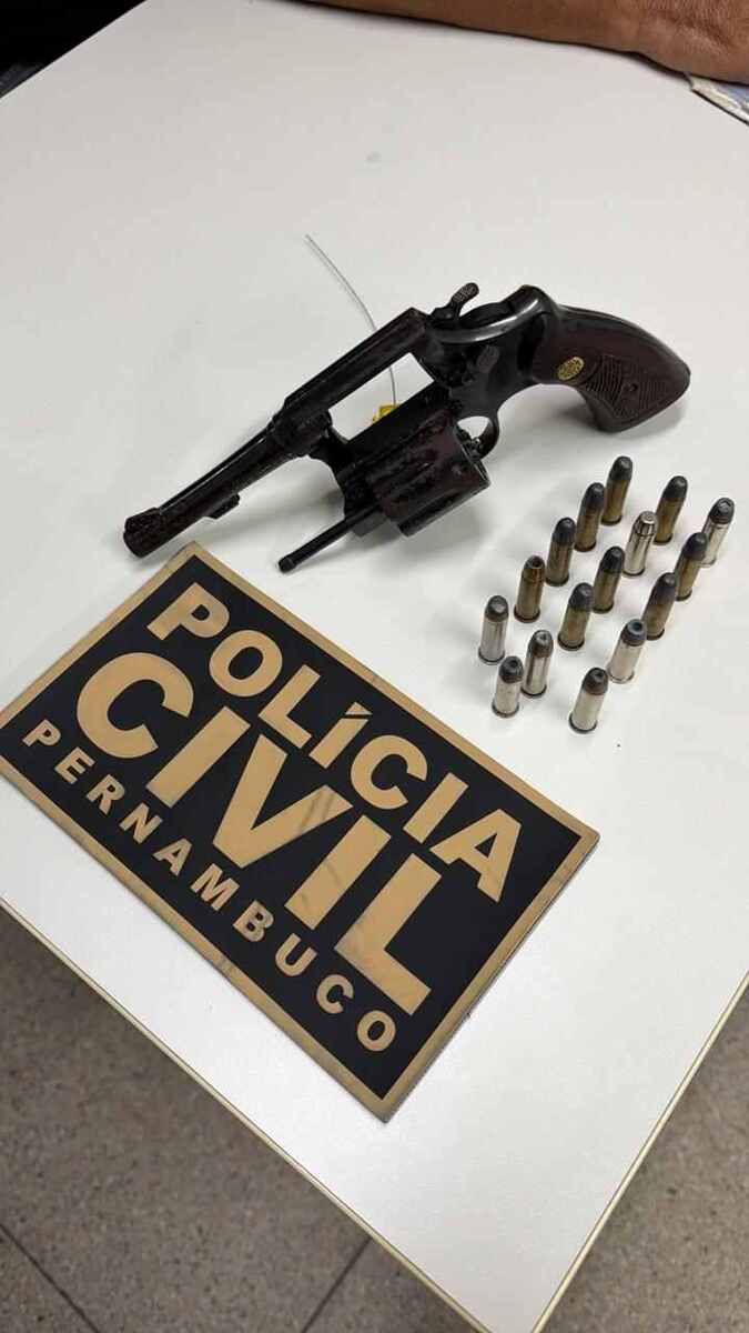Presidente da Câmara de Jaboatão e ex-deputado são alvos de operação contra mortes no Ceará (Foto: Divulgação PCCE)
