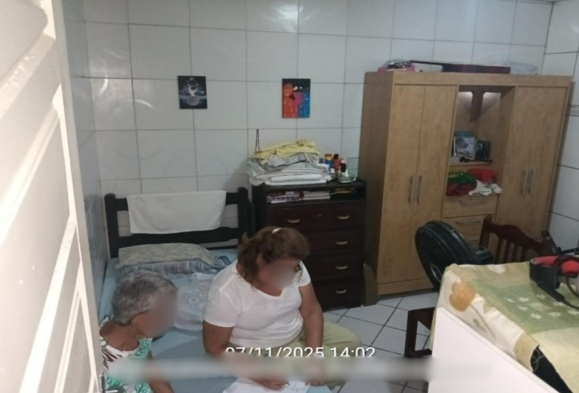 Operação de resgate da trabalhadora encontrada em situação análoga à escravidão no Recife./Foto: Auditoria-fiscal do Trabalho