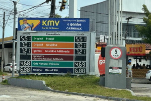 Postos de gasolina no Recife n&atilde;o aumentam pre&ccedil;o do combust&iacute;vel, mesmo com reajuste da Petrobras