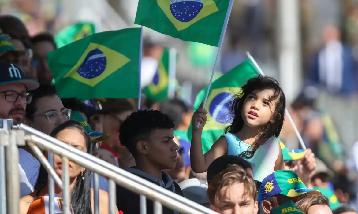 Analistas afirmam que classificar PCC e CV como terroristas teria o objetivo de subordinar as decisões do Brasil aos interesses de Washington/Fabio Rodrigues-Pozzebom/Agência Brasil