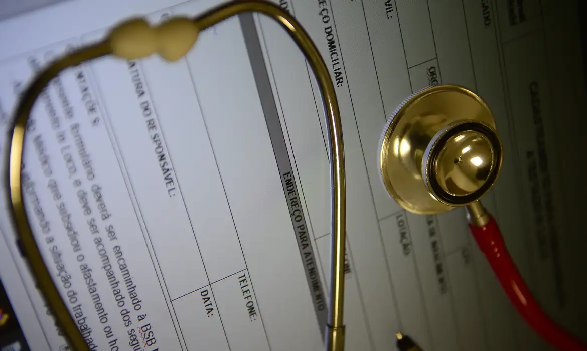 Os planos de saúde individuais/familiares terão reajuste contratual anual máximo de 5,11%/MARCELLO CASAL JR/AGÊNCIA BRASIL