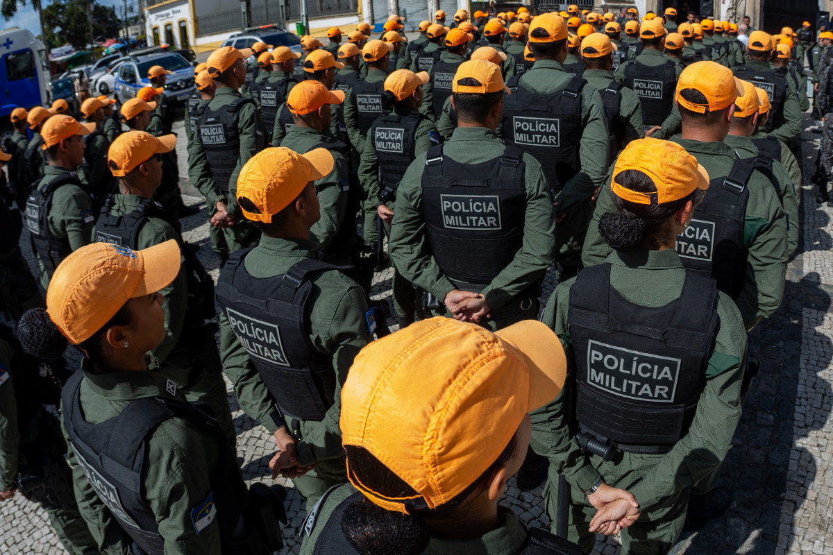 Esquema montado pela Secretaria de Defesa Social (SDS-PE) lançará 1.196 policiais militares para a segurança do clássico entre Sport e Náutico neste sábado (30)/Foto: Rafael Vieira/DP Foto