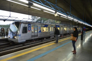 Cinco pessoas ficaram feridas ap&oacute;s disparos de arma de fogo em frente &agrave; Esta&ccedil;&atilde;o S&atilde;o Bento do Metr&ocirc;, no Centro de S&atilde;o Paulo 