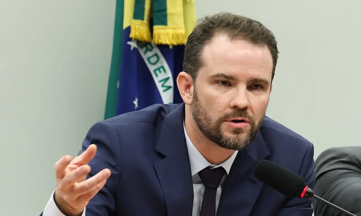 Segundo Durigan, a principal preocupação do governo brasileiro consiste no impacto que protocolos externos podem ter sobre a soberania econômica e a estabilidade das instituições nacionais/LULA MARQUES/ AGÊNCIA BRASIL.