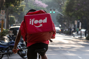 Entregador do aplicativo iFood