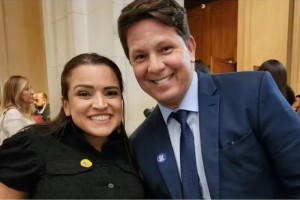 Al&eacute;m de pagar advogados de M&aacute;rio Frias, a ONG de Karina usou a emenda do parlamentar para fazer uma contrata&ccedil;&atilde;o