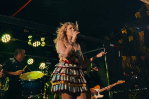 Neste fim de semana, Cristina Amaral abre a programa&ccedil;&atilde;o de shows juninos gratuitos do Shopping Recife