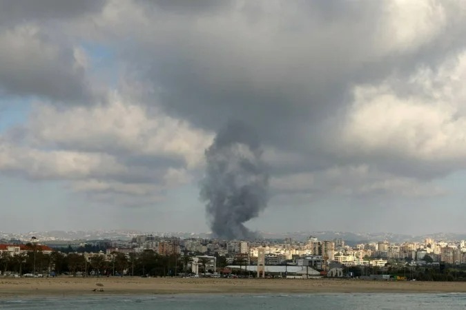 Irã lança mísseis contra Israel após ataques em Beirute/Kawnat Haju/AFP