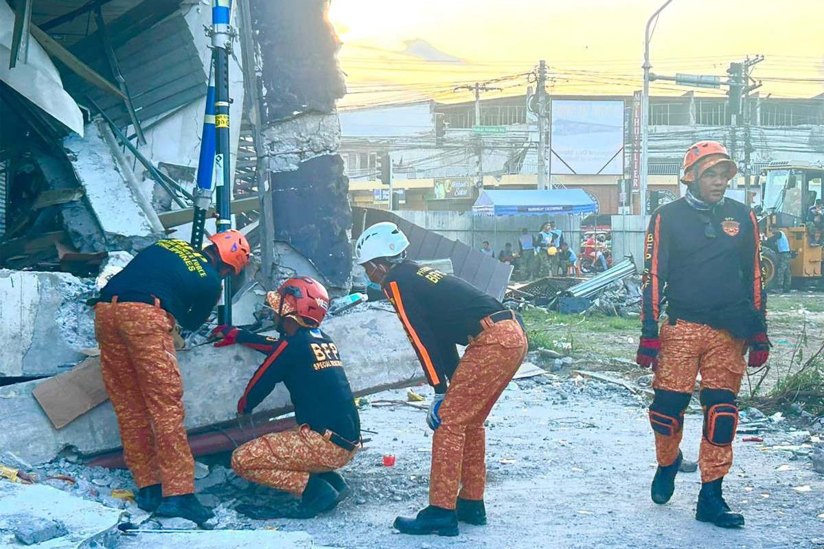 Ao menos uma dúzia de pessoas continuam desaparecidas, enquanto 134 ficaram feridas, segundo a autoridade de gestão de desastres/FERDINANDH CABRERA / AFP