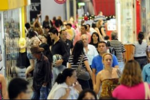 O varejo brasileiro deve movimentar R$ 2,84 bilh&otilde;es em vendas para o Dia dos Namorados