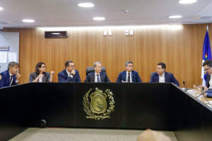 Projeto acatado cria cargos efetivos de analista e t&eacute;cnico no MPPE 