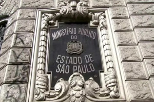 Segundo investiga&ccedil;&otilde;es, suspeitos estariam envolvidos em um plano para matar um promotor do Grupo de Atua&ccedil;&atilde;o Especial de Combate &agrave;s Organiza&ccedil;&otilde;es Criminosas (Gaeco)