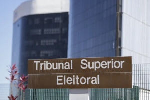 O plen&aacute;rio do TSE deve julgar se mant&eacute;m ou derruba uma decis&atilde;o liminar do ministro Nunes Marques