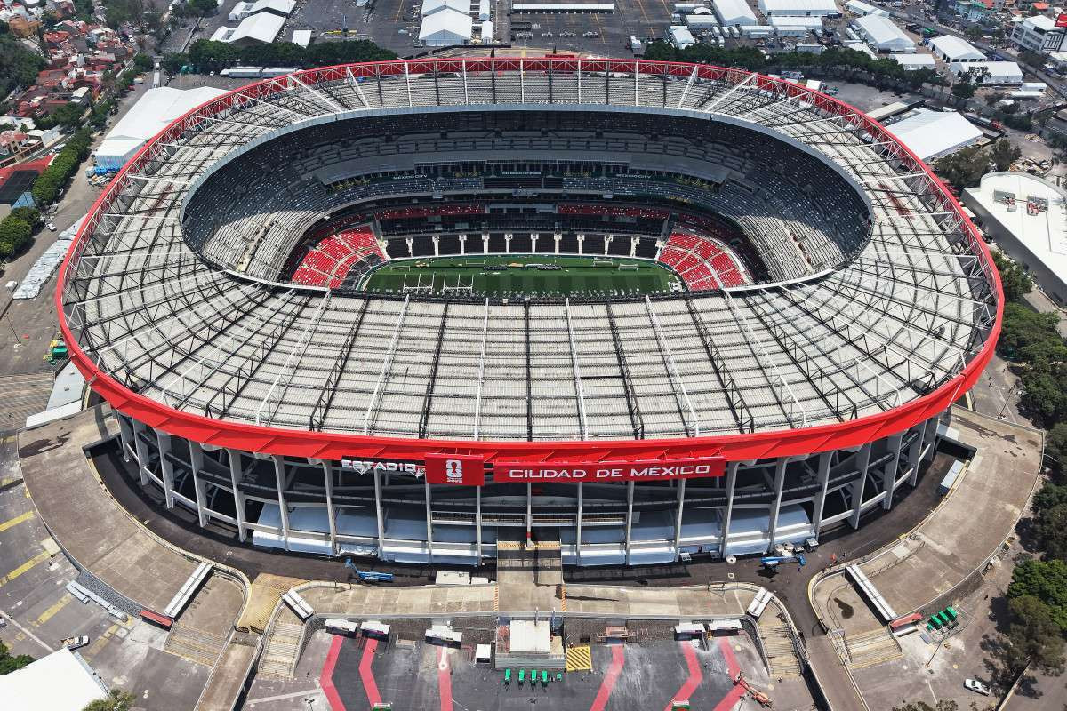 Com 48 seleções e show de intervalo na final aos moldes do Super Bowl, competição começa nesta quinta-feira (11) sob forte vigilância contra o crime organizado./Foto: Carl DE SOUZA / AFP