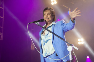 Roberto Carlos pro&iacute;be transmiss&atilde;o de show no S&atilde;o Jo&atilde;o de Caruaru 2026