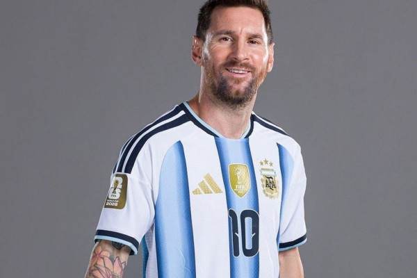 Camisa I da Argentina para a Copa do Mundo 2026 (Divulgação/Fifa)
