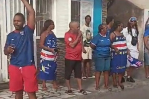 Popula&ccedil;&atilde;o de Cabo Verde comemora empate com a Espanha