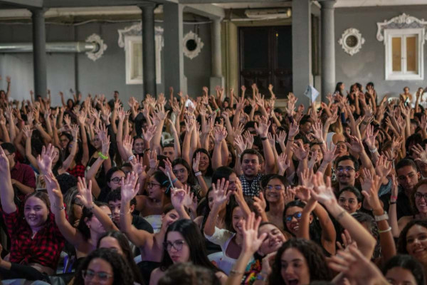 Por conta do período junino, o Enem de Milhões também oferecerá atrações, interação, brindes, comidas típicas e momentos de integração  (Foto: Divulgação / Curso Oficina de Estudos)