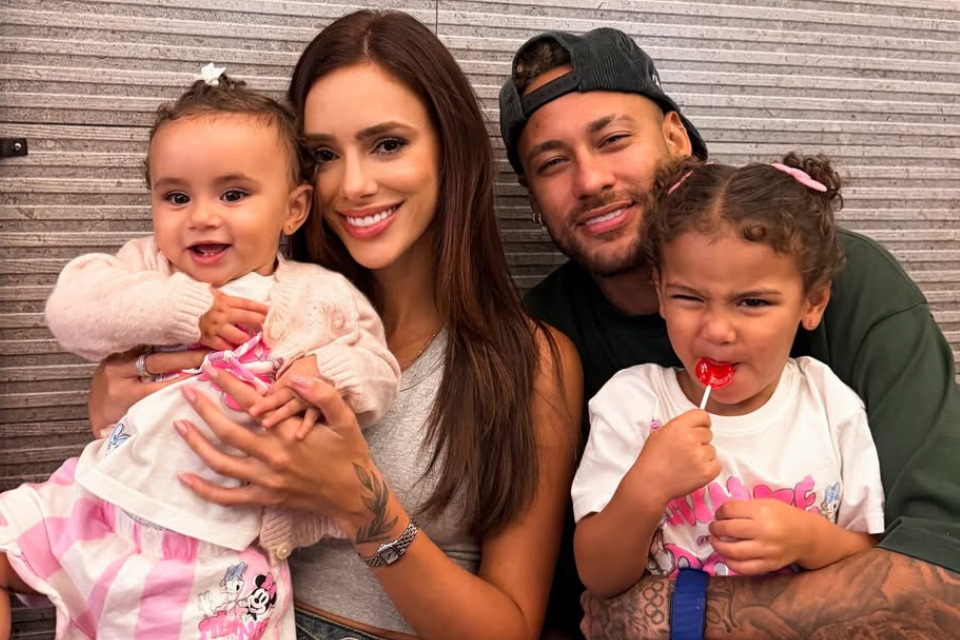 Neymar Jr., Bruna Biancardi e filhas Mavi e Mel/Reprodução/Redes sociais
