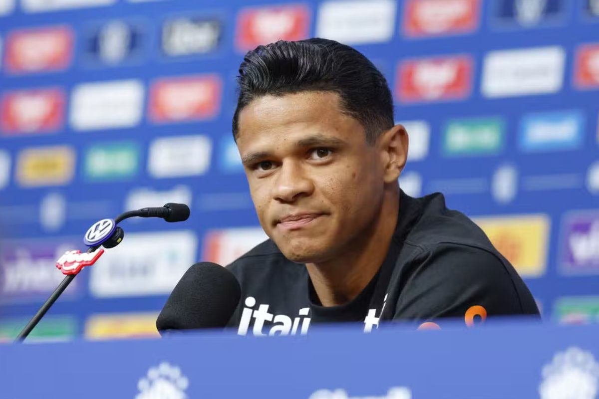 Douglas Santos, lateral da Seleção Brasileira/Rafael Ribeiro/CBF