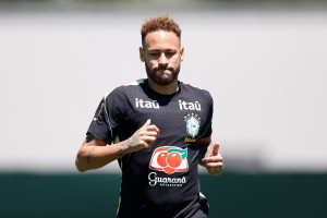 Confirmado: Neymar est&aacute; fora do duelo da Sele&ccedil;&atilde;o contra o Haiti pela Copa 2026