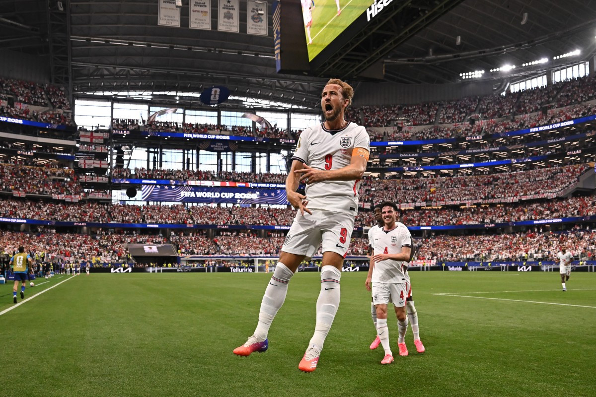 Harry Kane em ação pela Inglaterra na Copa do Mundo 2026/PAUL ELLIS / AFP