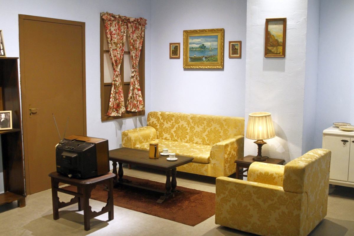 Exposição transforma o Shopping RioMar Recife em uma viagem pela Vila do Chaves (Foto: Maurício Ferry/DP Foto)