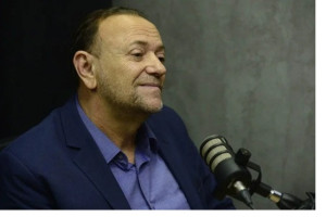 Presidente nacional do partido afirma que senador vai "comprovar sua inoc&ecirc;ncia"; PF cumpriu 18 mandados de busca e apreens&atilde;o em tr&ecirc;s estados