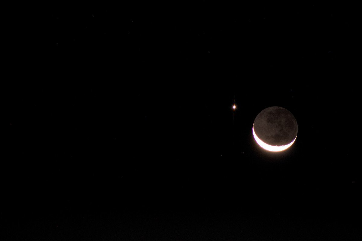 Conjun&ccedil;&atilde;o entre Lua e V&ecirc;nus/Fotos: Reprodu&ccedil;&atilde;o/Observat&oacute;rio UNESP