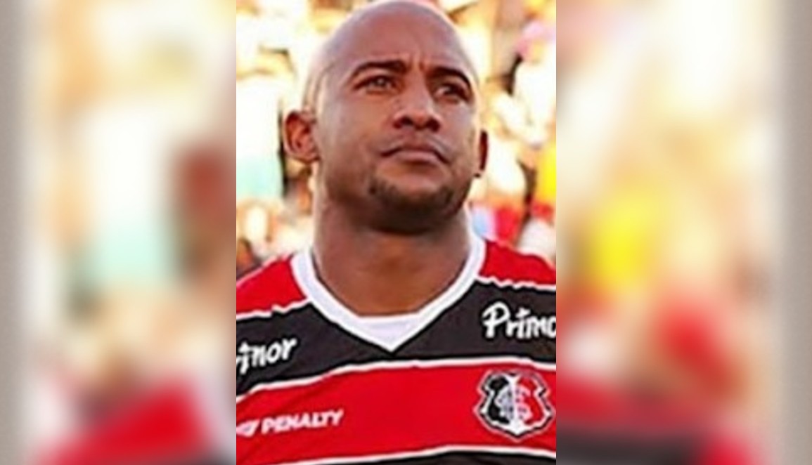 Brasão jogou pelo Santa Cruz em 2010/Reprodução