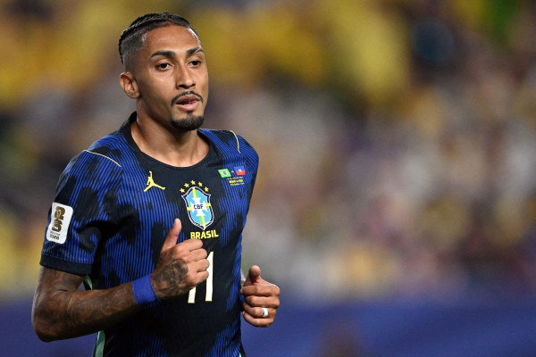 Raphinha sente a coxa contra o Haiti e vira preocupação do Brasil na Copa 2026