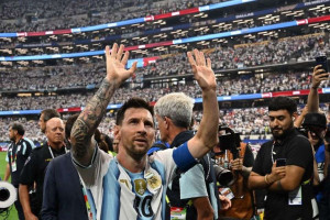 Lionel Messi ap&oacute;s duelo contra a &Aacute;ustria