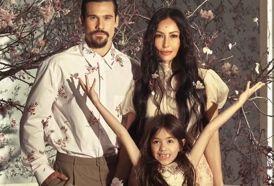 Anúncio foi feito nesta segunda-feira (22), nas redes sociais do casal/Gabriela Schmidt
