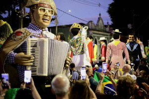 Cortejo Junino na Pra&ccedil;a do Carmo em Olinda