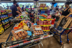 Em junho, a alta m&eacute;dia dos alimentos e bebidas e da habita&ccedil;&atilde;o responderam por dois ter&ccedil;os do IPCA-15