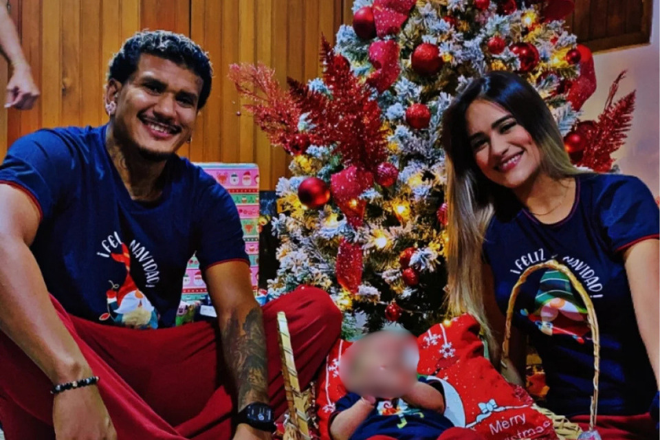 O jogador de futebol Hector Bello homenageia esposa que morreu durante terremoto na Venezuela/Reprodução/ Redes Sociais 