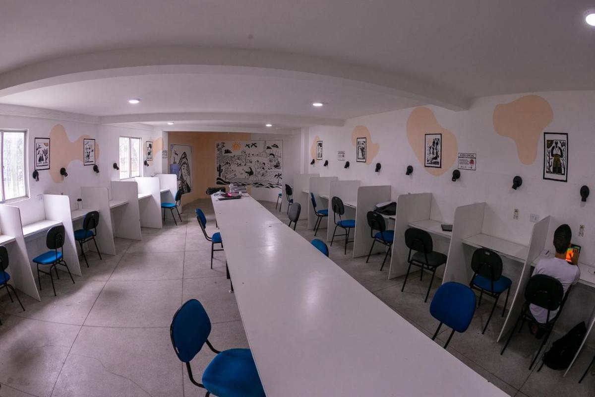 Em meio a obras, a Casa do Estudante terá repasse de verba estadual de R$ 2,8 milhões para manutenção (Foto: Rafael Vieira/DP)