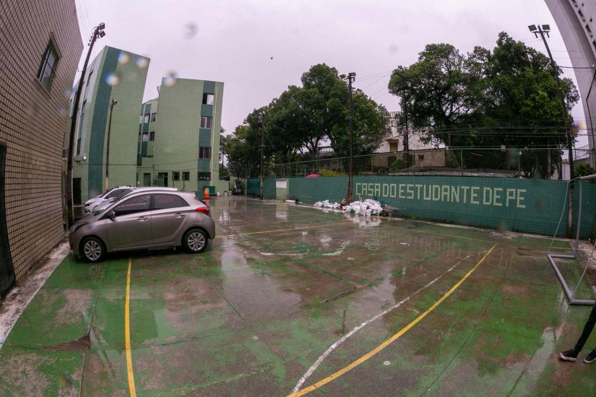 Em meio a obras, a Casa do Estudante terá repasse de verba estadual de R$ 2,8 milhões para manutenção (Foto: Rafael Vieira/DP)