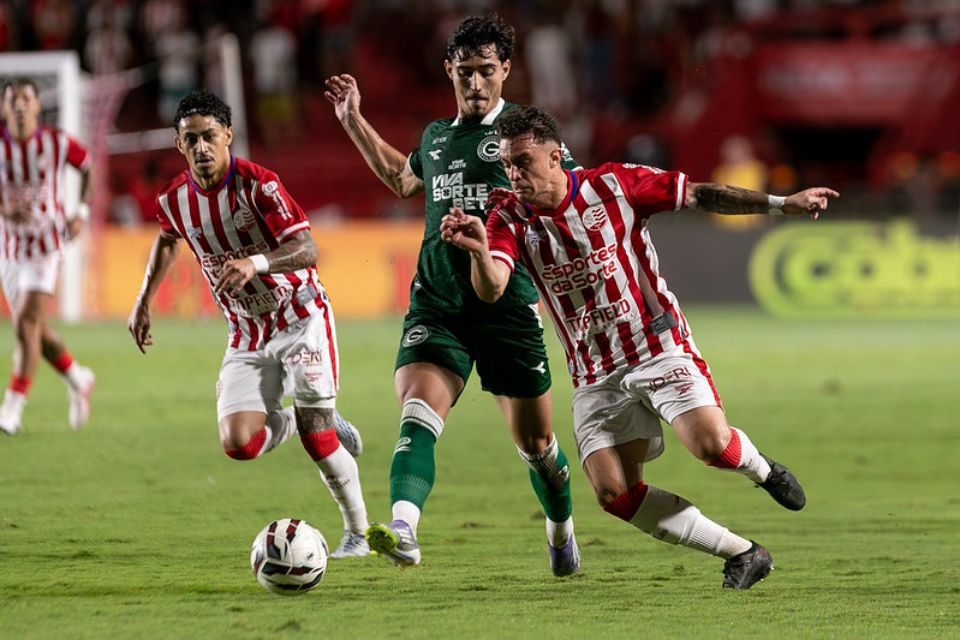 Partida entre Náutico x Goiás na Série B/Rafael Vieira / CNC