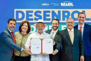 Governo Lula lan&ccedil;a o Desenrola Adimplentes