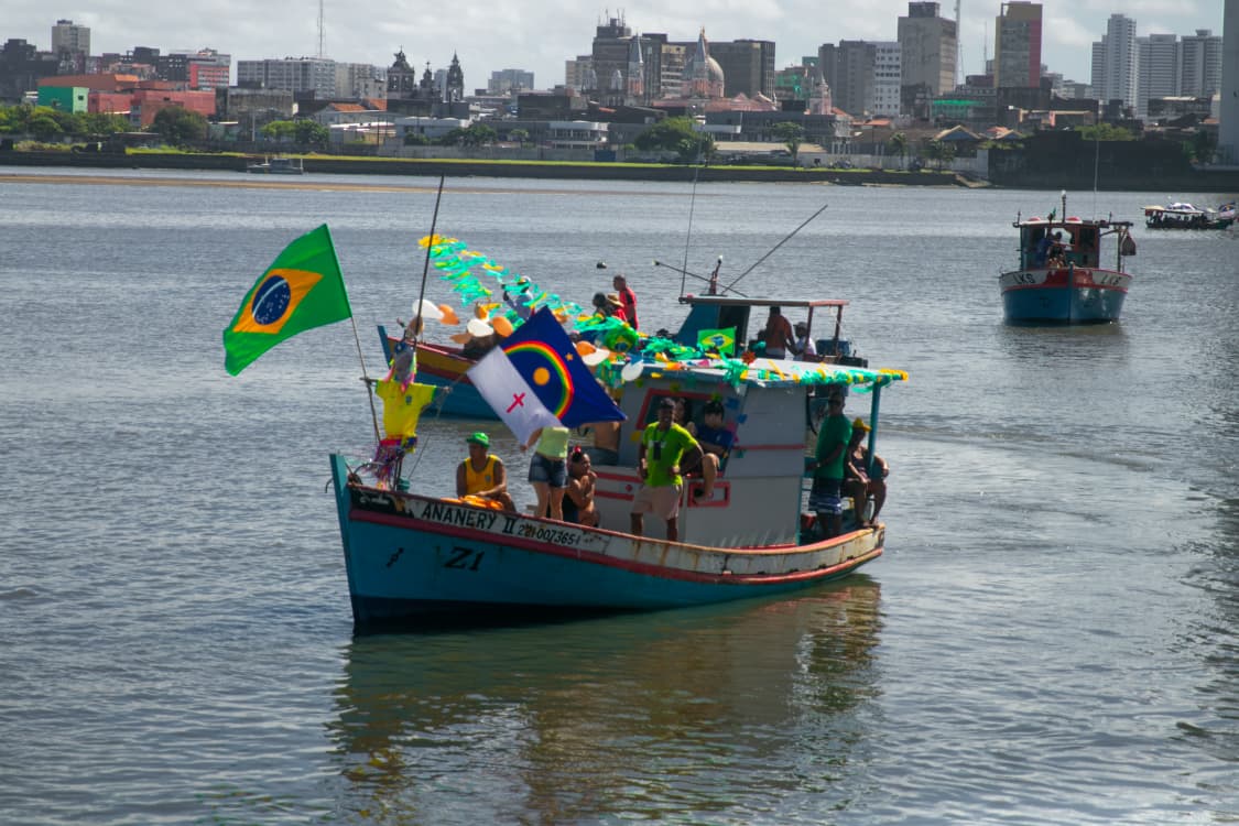 Procissão de São Pedro reúne centenas de fiéis e mantém tradição em Brasília Teimosa
 (Fotos: Weslly Gomes/DP foto)