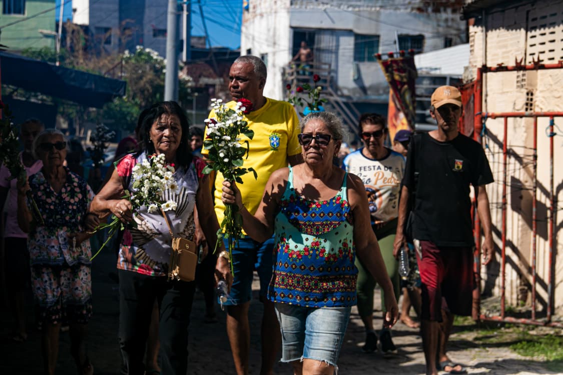 Procissão de São Pedro reúne centenas de fiéis e mantém tradição em Brasília Teimosa
 (Fotos: Weslly Gomes/DP foto)