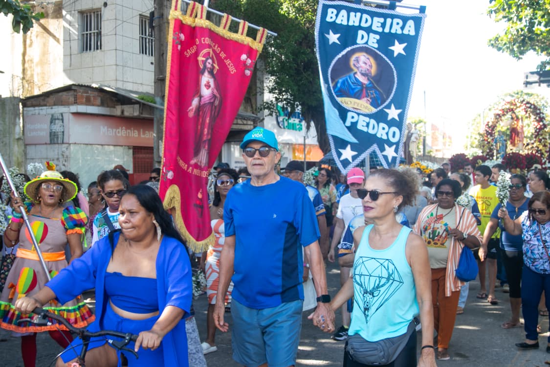 Procissão de São Pedro reúne centenas de fiéis e mantém tradição em Brasília Teimosa
 (Fotos: Weslly Gomes/DP foto)