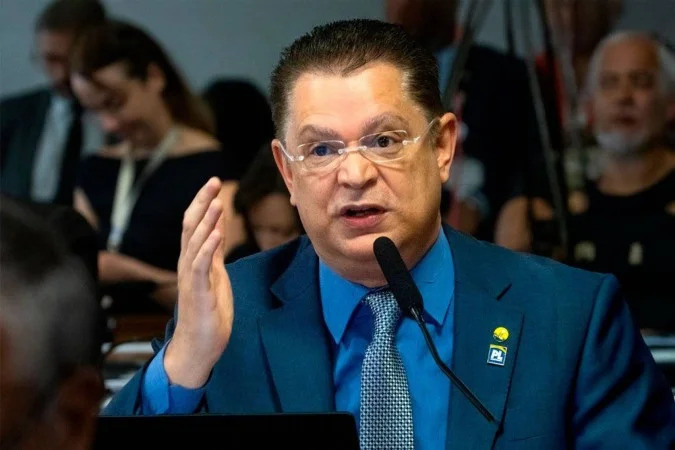 Sóstenes não está entre os alvos de busca e apreensão na ação desta quarta, mas é investigado no âmbito da operação/Zélia Dória/PL no Congresso