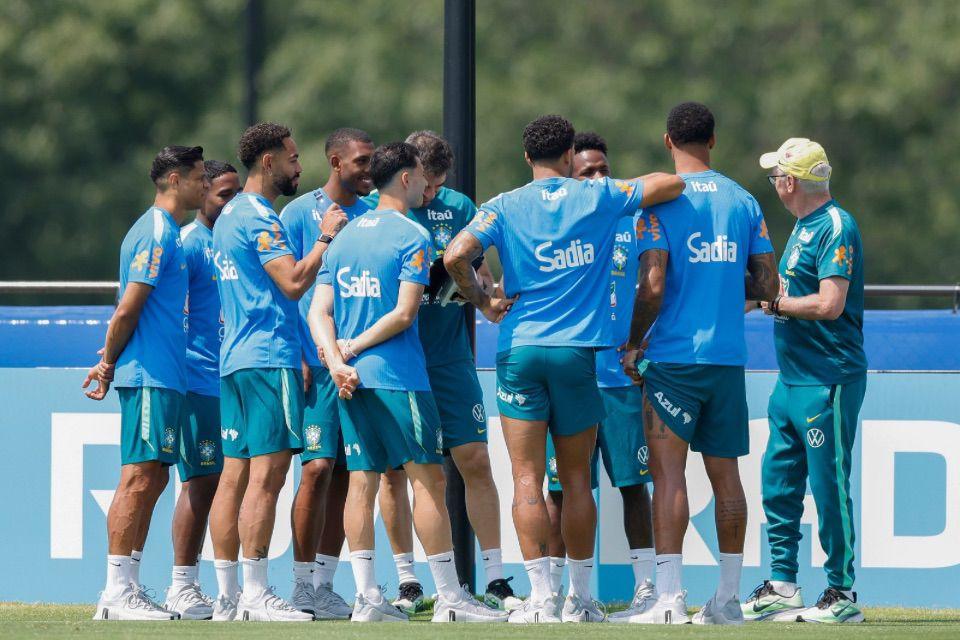 Treino da Seleção Brasileira em preparação para o jogo com a Noruega/Rafael Ribeiro e Nelson Terme / CBF