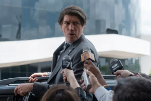 O ator norte-americano Jim Caviezel interpreta o ex-presidente Jair Bolsonaro no filme 'Dark Horse'