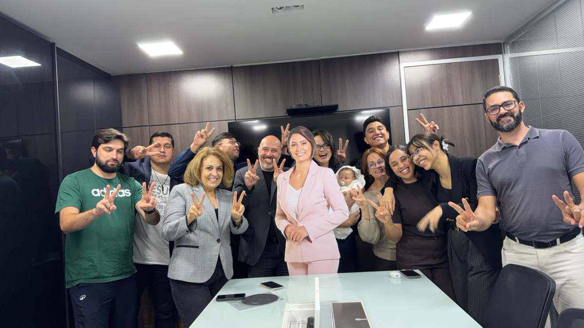 Aliadas de Michelle Bolsonaro, como a governadora do Distrito Federal Celina Leão (PP) e a deputada Júlia Zanatta (PL-SC), seguem apostando na candidatura dela ao Senado/Foto: Reprodução/Facebook PL Mulher