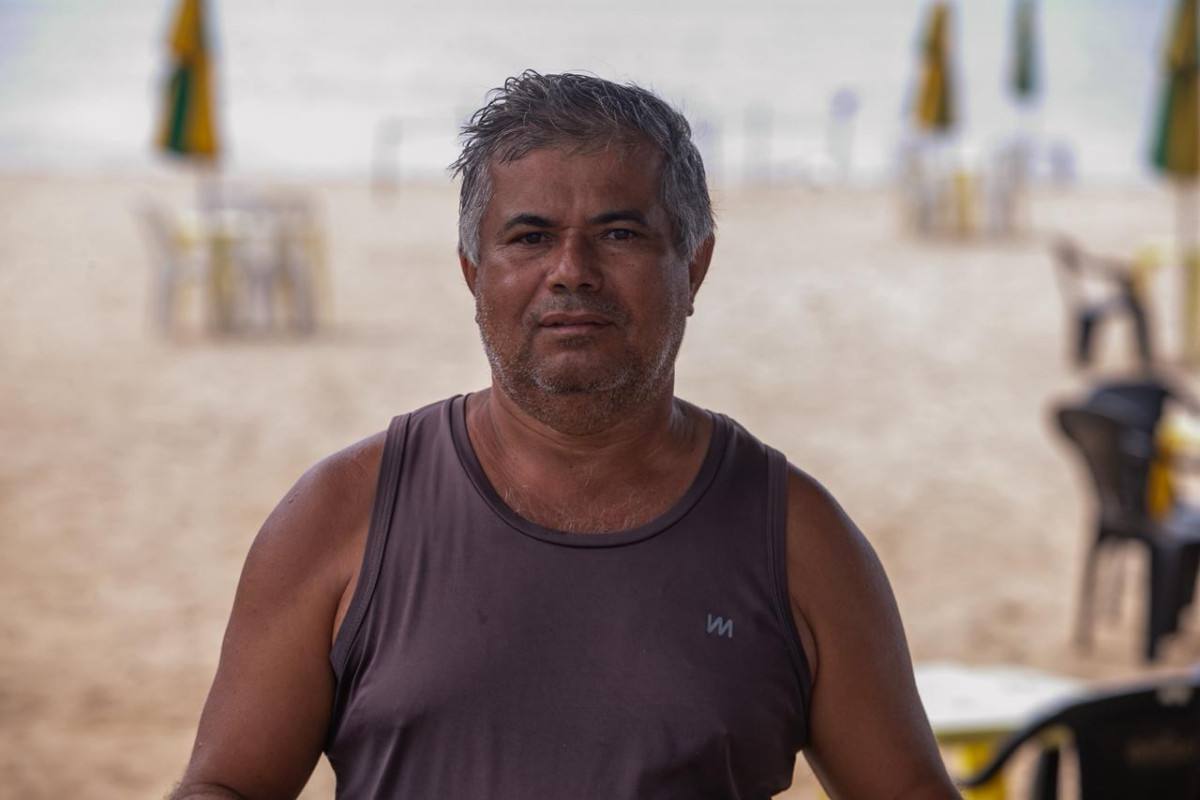 barraqueiro José Ivan dos Santos, de 53 anos (Foto: Rafael Vieira/DP)