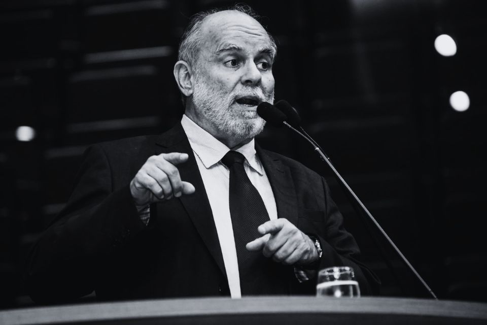 Governo de Pernambuco decreta luto oficial de três dias pela morte do deputado Waldemar Borges
/Foto: Arquivo Pessoal